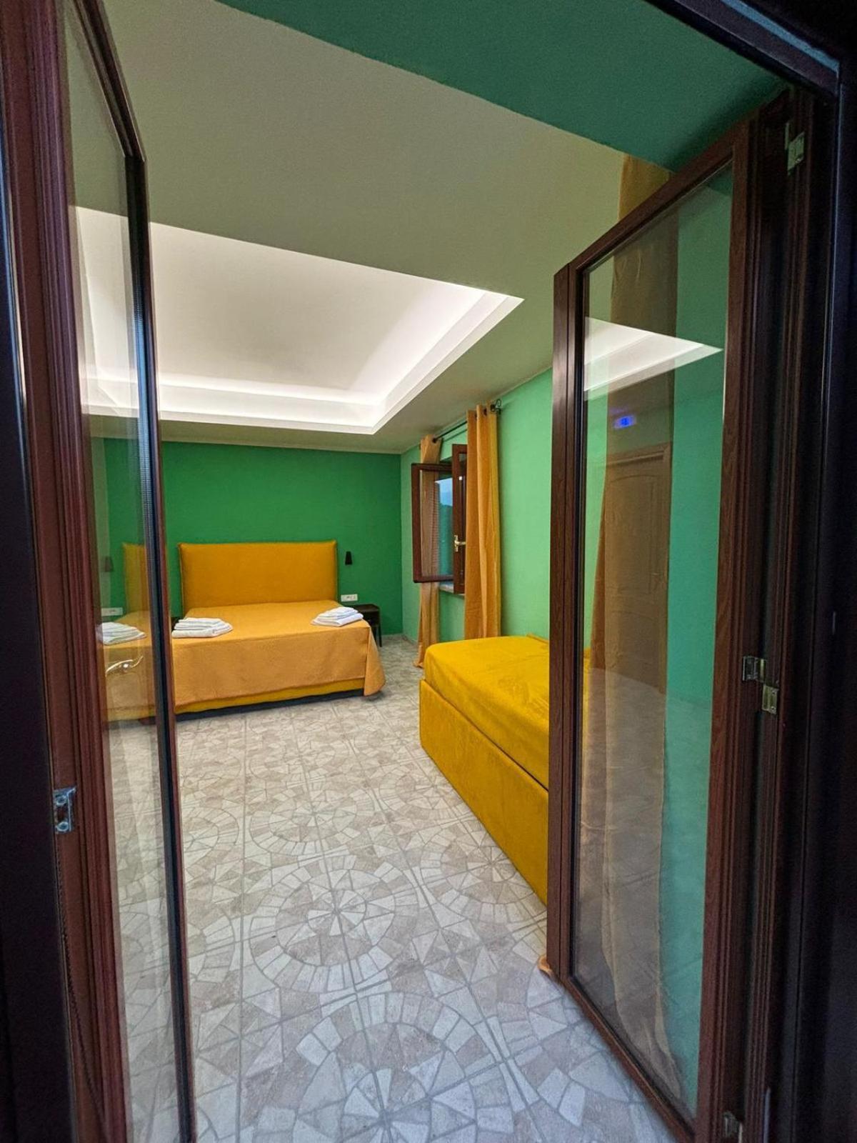 Domus Arco Romano Guest House Itri Dış mekan fotoğraf