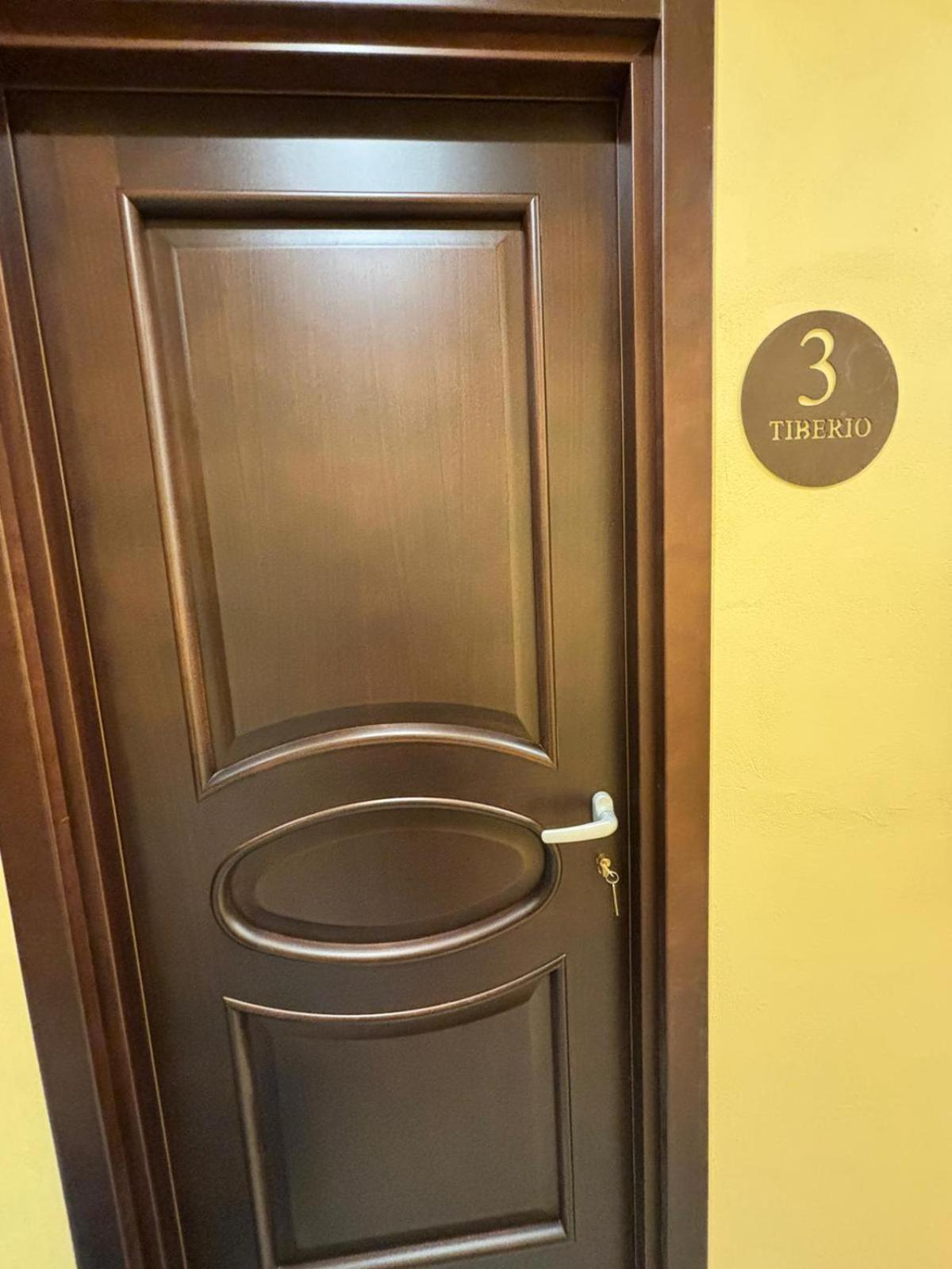 Domus Arco Romano Guest House Itri Dış mekan fotoğraf