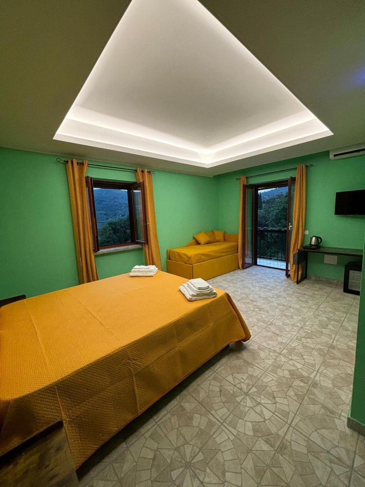 Domus Arco Romano Guest House Itri Dış mekan fotoğraf