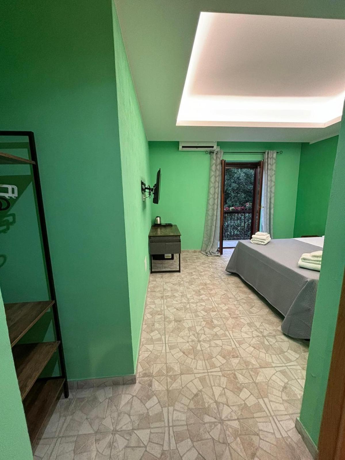 Domus Arco Romano Guest House Itri Dış mekan fotoğraf