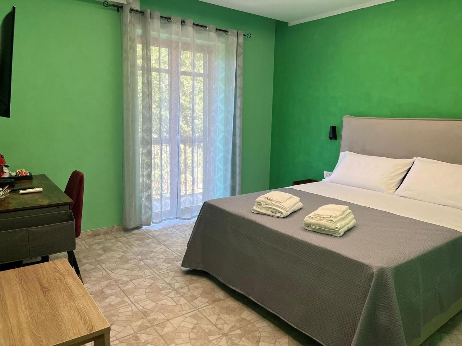 Domus Arco Romano Guest House Itri Dış mekan fotoğraf